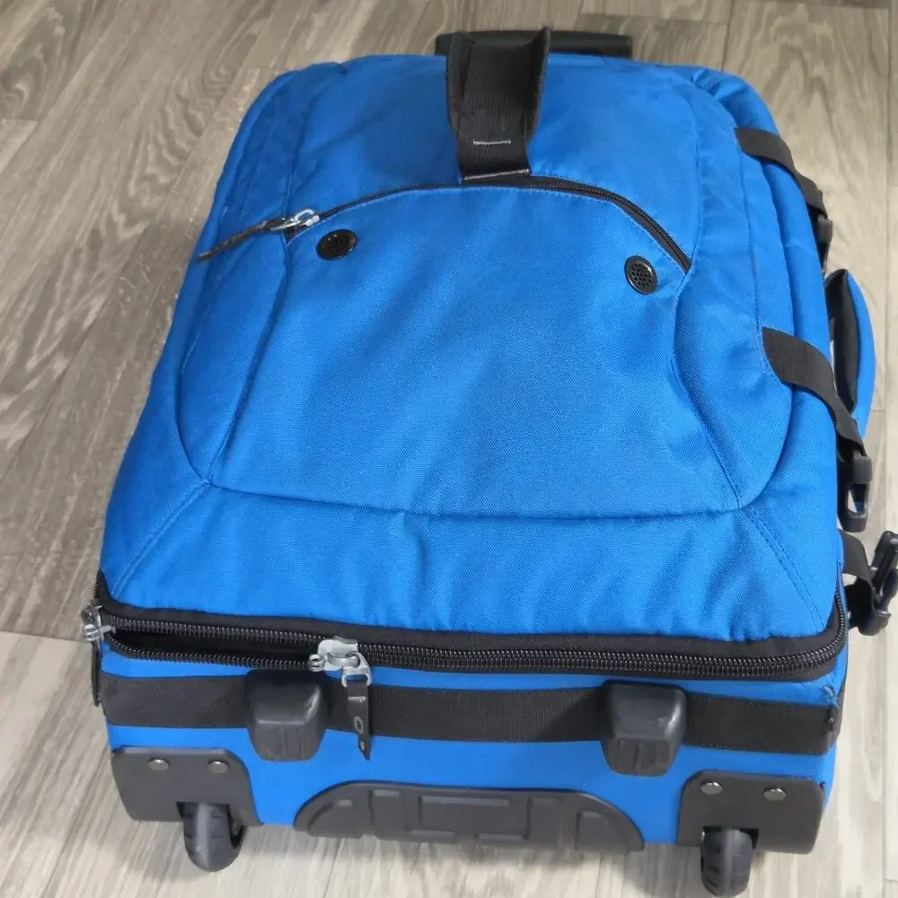 OAKLEY Black Carry Bag Rolling Luggage 22in ×14in ×8in Travel Case Japan
